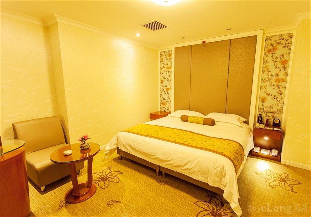 Beijing Zhongyu Century Grand Hotel Exterior photo