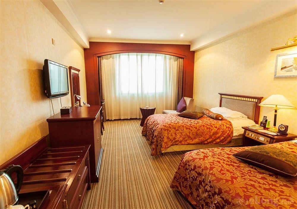 Beijing Zhongyu Century Grand Hotel Exterior photo