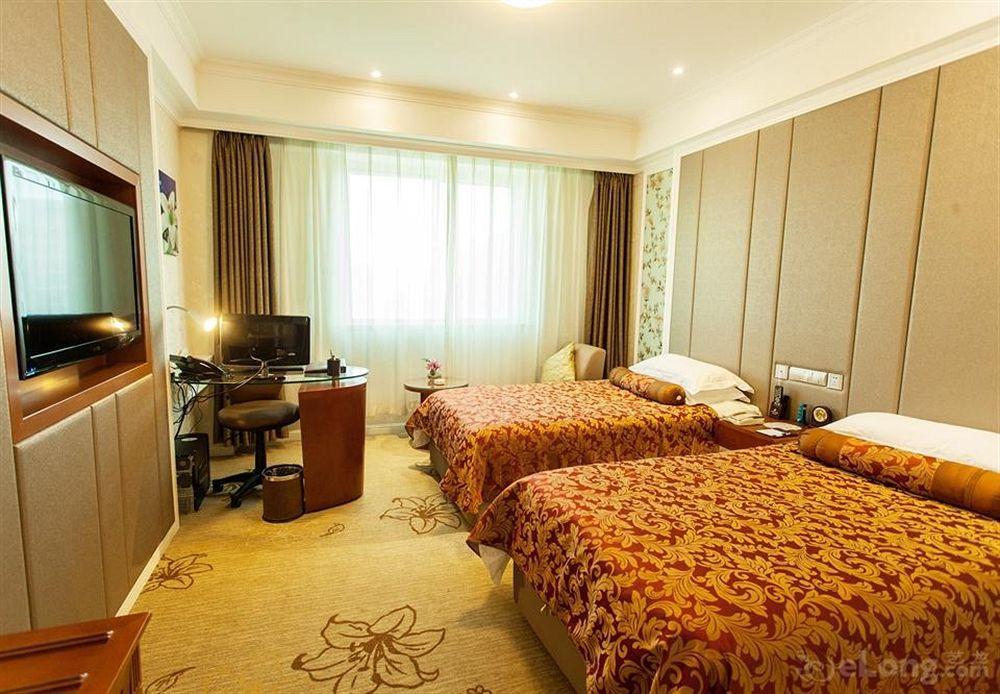 Beijing Zhongyu Century Grand Hotel Exterior photo