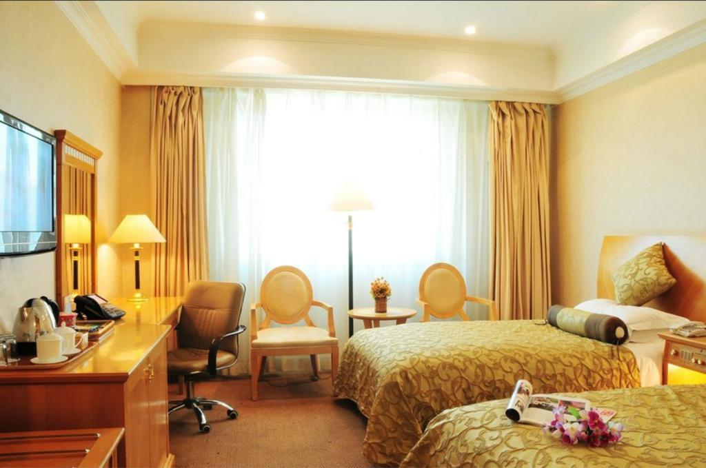 Beijing Zhongyu Century Grand Hotel Exterior photo