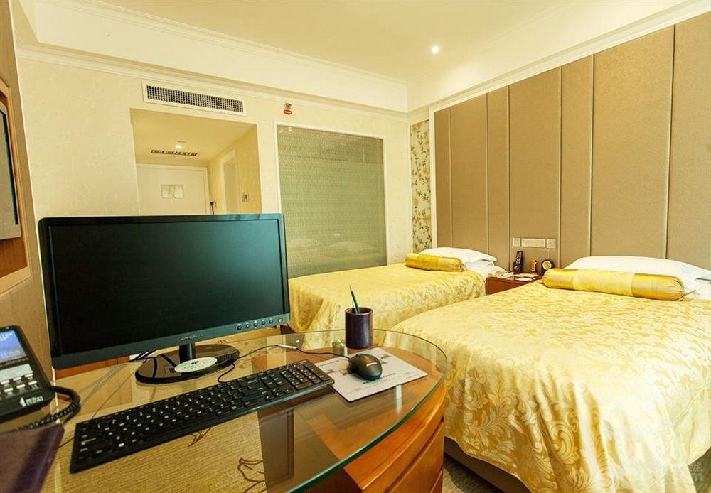 Beijing Zhongyu Century Grand Hotel Exterior photo